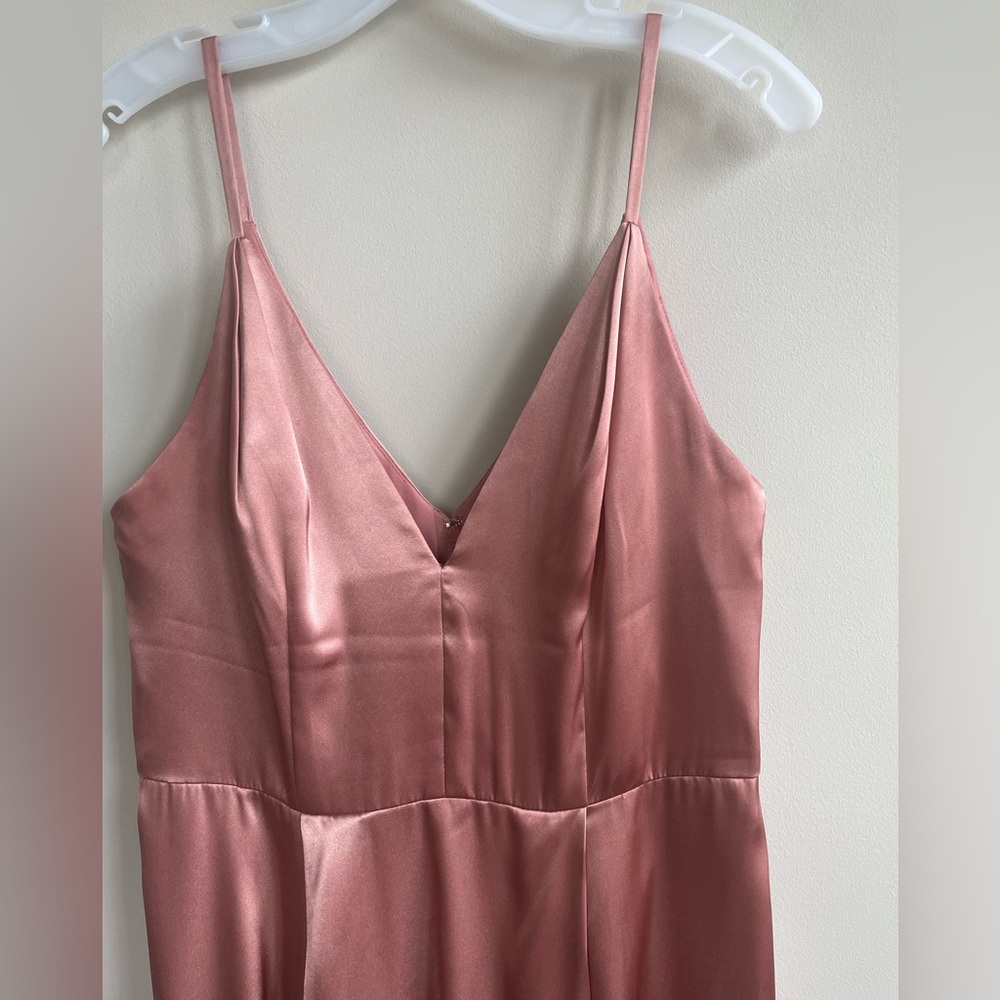 David’s Bridal Galina Signature Charmeuse Deep V-Neck A-Line Dress Dessert Coral - Picture 4 of 7